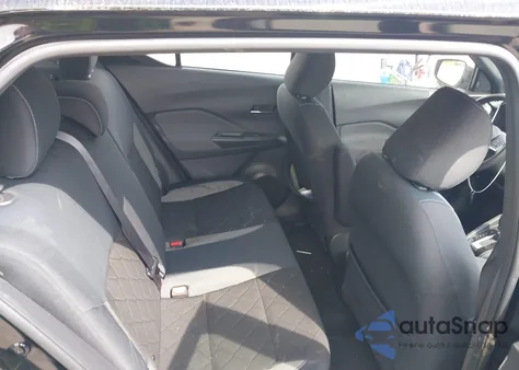 2019 Nissan Kicks Sv z USA, uszkodzony, nr VIN 3N1CP5CU3KL546448